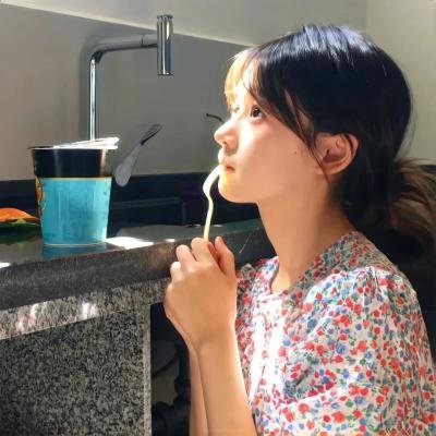 夹心人粤语